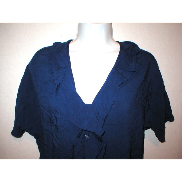 New Womens Express Top S Dark Navy Blue Small Nice Work School Blouse SS Viscose - Picture 2 of 9